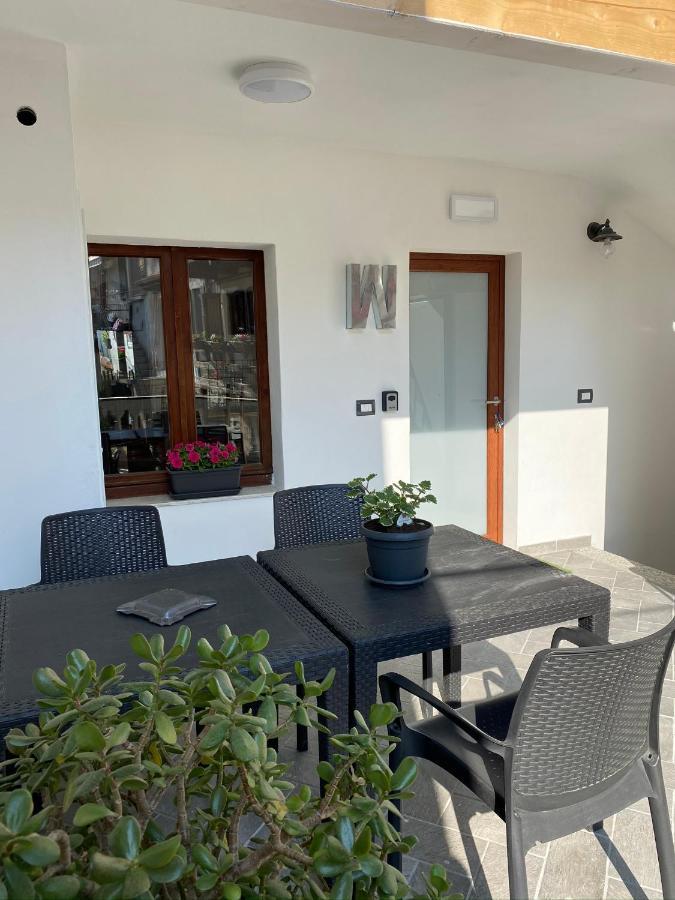 La Casa Di Andrea Apartment Gardone Riviera Exterior foto